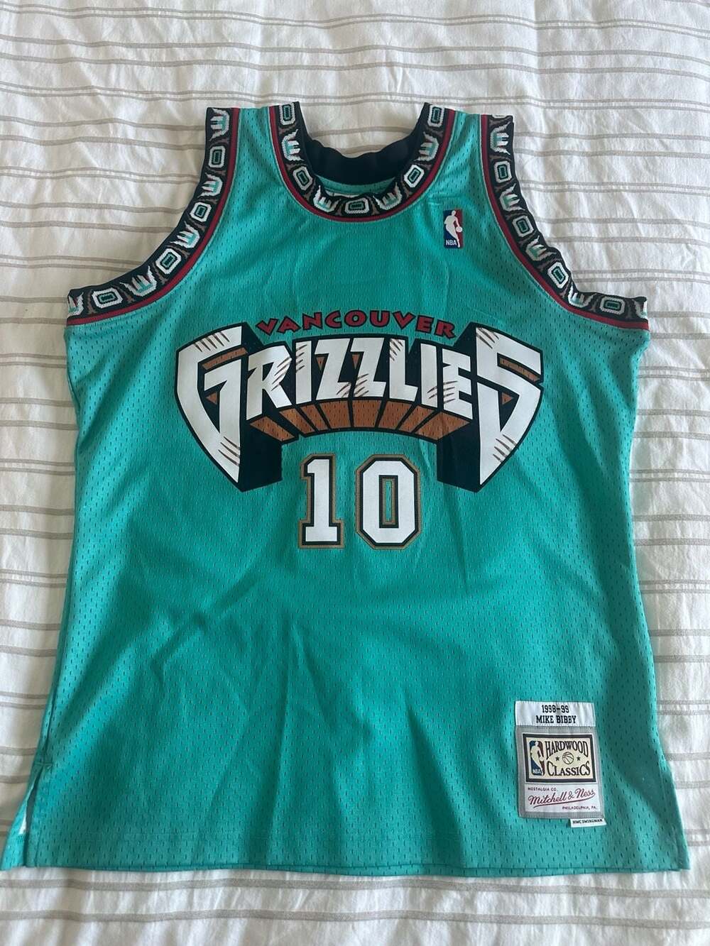 Mitchell & Ness Mike Bibby Vancouver Grizzlies 1998-99 Turquoise Swingman Jersey